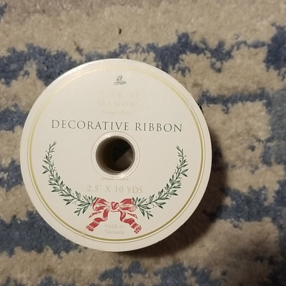 NWT Wellesley Manor Music Note Ribbon - Picture 2 of 2